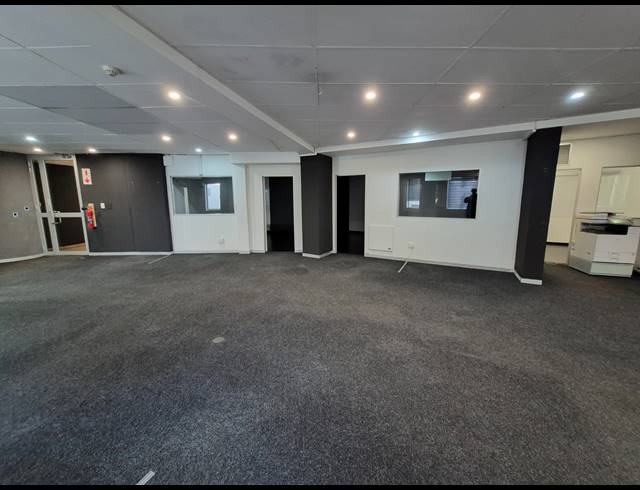 207M² OFFICE TO LET IN RIVONIA